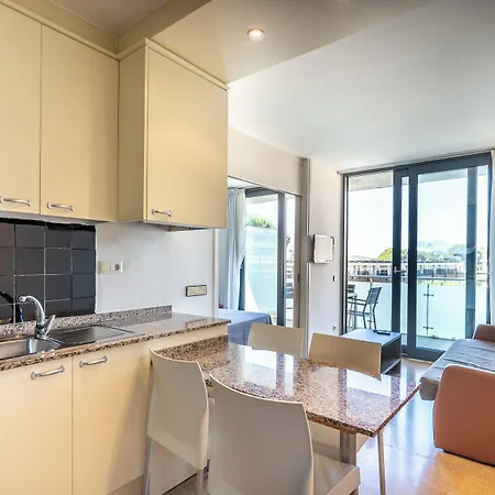 Comtat Sant Jordi بلاتجا ذارو