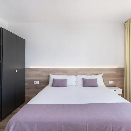 Aparthotel Comtat Sant Jordi