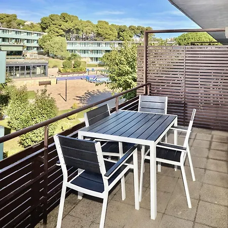 Comtat Sant Jordi 3* بلاتجا ذارو