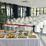 Apart-hotel Comtat Sant Jordi
