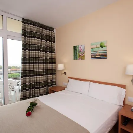 Comtat Sant Jordi Lejlighedshotel 3*