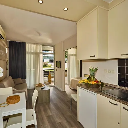 Lejlighedshotel Comtat Sant Jordi 3*