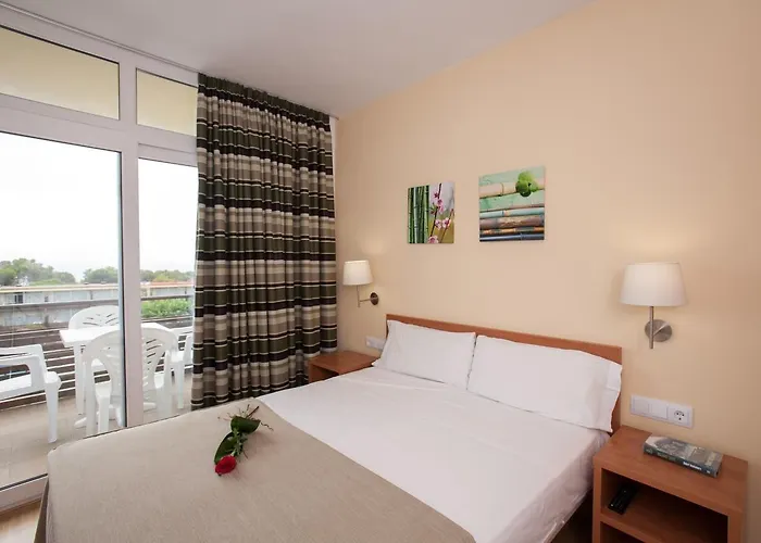 Comtat Sant Jordi Lägenhetshotell 3*