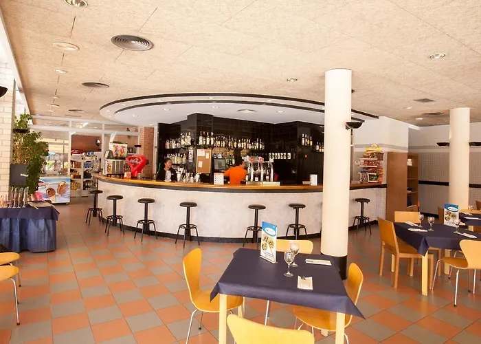 Aparthotel Comtat Sant Jordi 3*